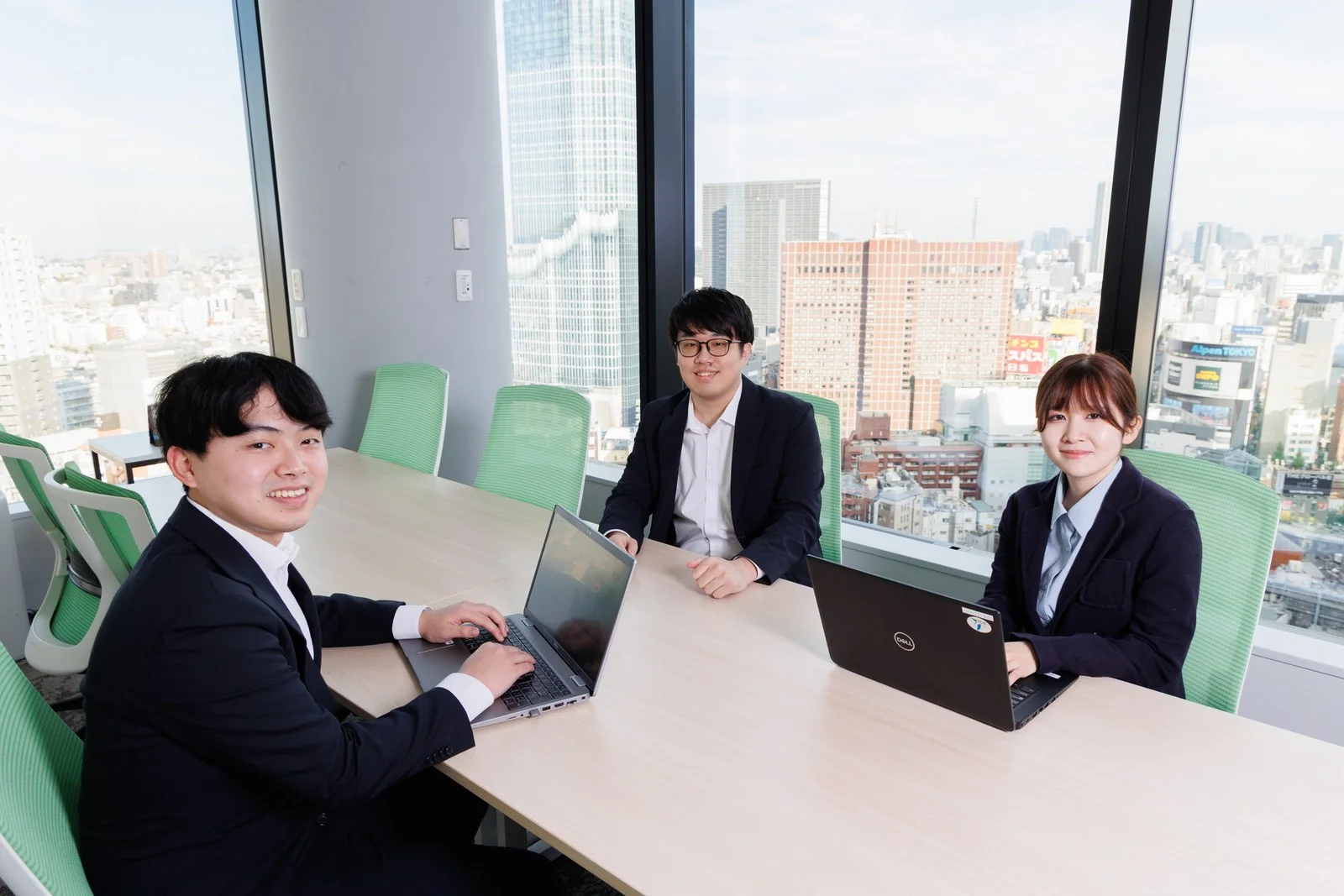 最初の3ヶ月は研修に専念、未経験から育てる受託開発のエンジニア